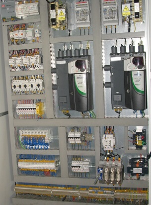 Contr lcabinets with DML (Apator) or Mentor MP (Control Techniques) DC drives